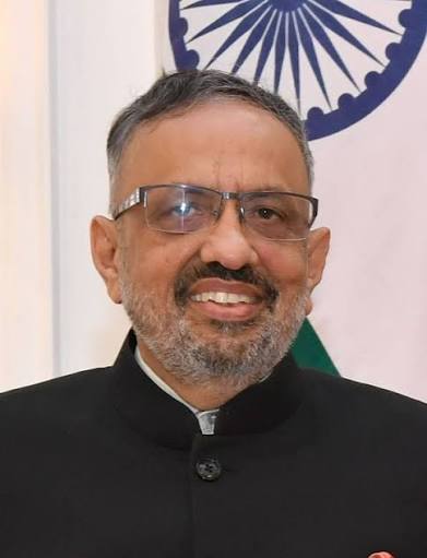 Shri Praveer Kumar